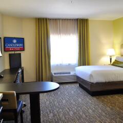 Отель Candlewood Suites Bay City комната для гостей фото 4