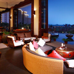 Отель Howard Johnson Resort Санья гостиничный бар