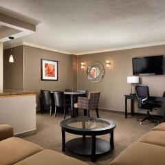Отель Best Western PLUS Inner Harbour Hotel Канада, Виктория - отзывы, цены и фото номеров - забронировать отель Best Western PLUS Inner Harbour Hotel онлайн спа