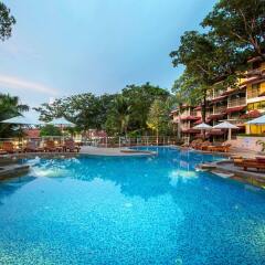 Отель Chanalai Flora Resort, Kata Beach бассейн фото 3