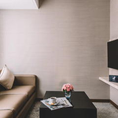 Отель Adelphi Suites Bangkok комната для гостей фото 4