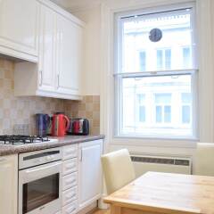 Отель Spacious 1 Bedroom Flat In Piccadilly Circus в номере