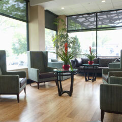 Отель Holiday Inn LaGuardia Airport США, Нью-Йорк - отзывы, цены и фото номеров - забронировать отель Holiday Inn LaGuardia Airport онлайн интерьер отеля фото 3