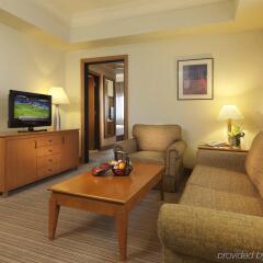 Отель Grand Seasons Hotel Kuala Lumpur Малайзия, Куала-Лумпур - отзывы, цены и фото номеров - забронировать отель Grand Seasons Hotel Kuala Lumpur онлайн комната для гостей