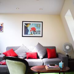 Отель 1 Bedroom Top Floor Flat In Fitzrovia комната для гостей фото 3
