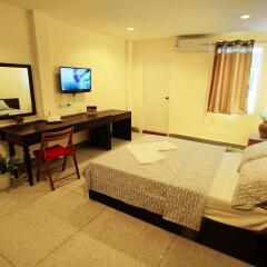 Sri Krungthep Hotel удобства в номере