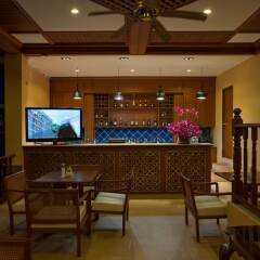 Отель Chanalai Garden Resort, Kata Beach гостиничный бар