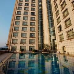 Grand Royal Hotel бассейн