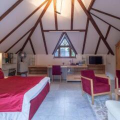 Отель Schloss Castello Pienzenau B&B Меран фото 7