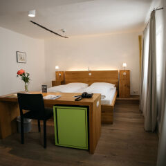 Отель Arthotel Blaue Gans удобства в номере