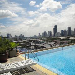 Отель Interchange Tower Serviced Apartment Таиланд, Бангкок - отзывы, цены и фото номеров - забронировать отель Interchange Tower Serviced Apartment онлайн бассейн фото 2