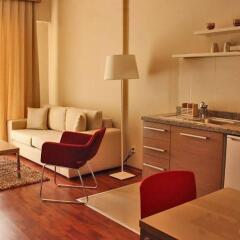 B Suites Hotel в номере
