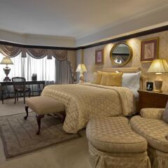 San Cristobal Tower, a Luxury Collection Hotel комната для гостей
