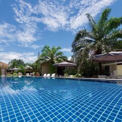 Отель 99 Voyage Patong бассейн фото 3