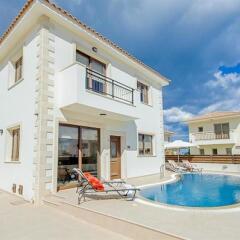 Отель Oceanview Luxury Villa 077 Кипр, Протарас - отзывы, цены и фото номеров - забронировать отель Oceanview Luxury Villa 077 онлайн бассейн фото 2