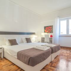 Апартаменты City Center Stylish Apartment Лиссабон комната для гостей фото 4