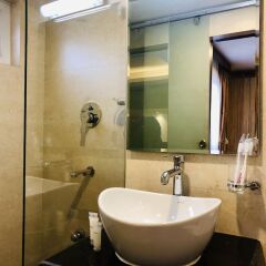 Отель The Milestone Hotel Непал, Катманду - отзывы, цены и фото номеров - забронировать отель The Milestone Hotel онлайн ванная фото 2