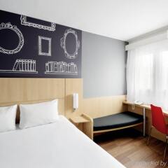 Отель Ibis Warszawa Centrum комната для гостей