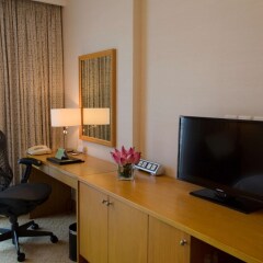 Отель Hilton Garden Inn Hanoi удобства в номере фото 2