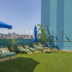 Отель Chic & Basic Velvet Испания, Барселона - отзывы, цены и фото номеров - забронировать отель Chic & Basic Velvet онлайн спортивное сооружение