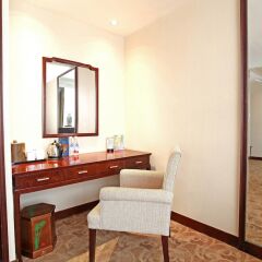Отель Bell Tower Hotel Xian Китай, Сиань - отзывы, цены и фото номеров - забронировать отель Bell Tower Hotel Xian онлайн удобства в номере фото 2