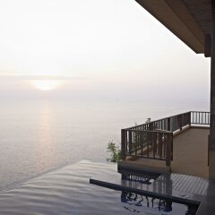 Отель Paresa Resort Пхукет приотельная территория