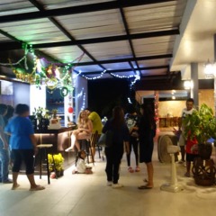 Отель Praewa Villas Naiyang Phuket питание