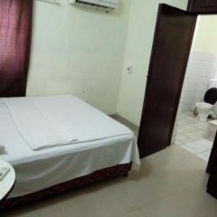 Hotel De Zews in Accra, Ghana from 41$, photos, reviews - zenhotels.com room amenities photo 2