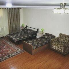 Отель The Zhibek-Zholu Guest House Кыргызстан, Бишкек - отзывы, цены и фото номеров - забронировать отель The Zhibek-Zholu Guest House онлайн комната для гостей фото 4