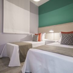 Отель Home Club Bernardo López Испания, Мадрид - отзывы, цены и фото номеров - забронировать отель Home Club Bernardo López онлайн комната для гостей фото 2