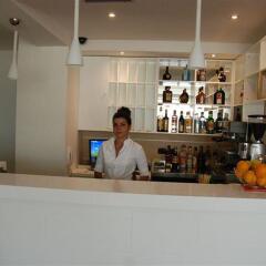 Hotel Lux Vlore гостиничный бар