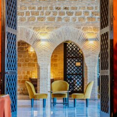 Отель Parador de Carmona с домашними животными