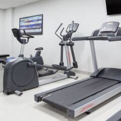 Отель Holiday Inn Ottawa East Канада, Оттава - отзывы, цены и фото номеров - забронировать отель Holiday Inn Ottawa East онлайн фитнесс-зал фото 2