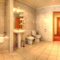 Гостиница Tavria Hotel в Ялте отзывы, цены и фото номеров - забронировать гостиницу Tavria Hotel онлайн Ялта ванная фото 3