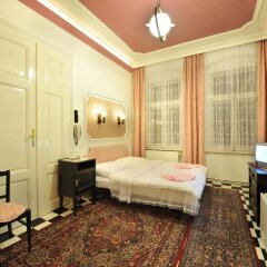 Отель Pension Amadeus комната для гостей фото 3
