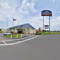 Отель Howard Johnson by Wyndham University of Alabama Tuscaloosa парковка