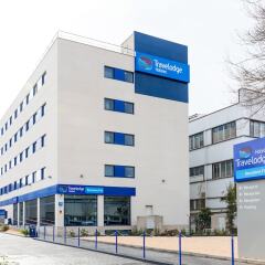 Hotel Travelodge Barcelona Fira городской автобус