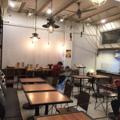 3howw Hostel @ Sukhumvit 21 Бангкок питание фото 3