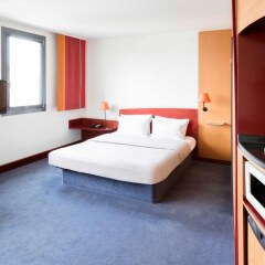Отель Novotel Suites Berlin City Potsdamer Platz комната для гостей фото 5