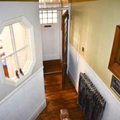 Отель 4 Bedroom House Near Seven Dials интерьер отеля фото 3