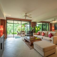 Апартаменты Aspasia Kata Luxury Resort Apartment пляж Ката Яй комната для гостей фото 4