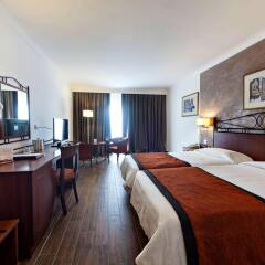 Отель Golden Tulip Vivaldi Hotel Мальта, Сан Джулианс - 2 отзыва об отеле, цены и фото номеров - забронировать отель Golden Tulip Vivaldi Hotel онлайн комната для гостей фото 4