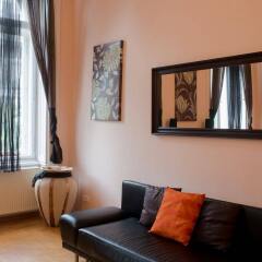 Отель Karma Boutique Apartments Венгрия, Будапешт - отзывы, цены и фото номеров - забронировать отель Karma Boutique Apartments онлайн интерьер отеля фото 2