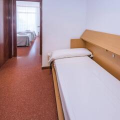 Отель Aparthotel CYE Holiday Centre комната для гостей