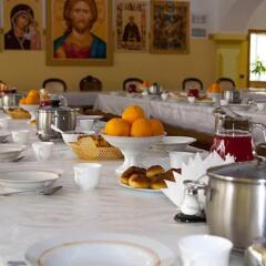 Troitse-Sergiev Varnitskiy monastery - Hostel Ростов Великий питание