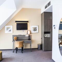 Отель The Hotel 1060 Vienna Австрия, Вена - 7 отзывов об отеле, цены и фото номеров - забронировать отель The Hotel 1060 Vienna онлайн удобства в номере