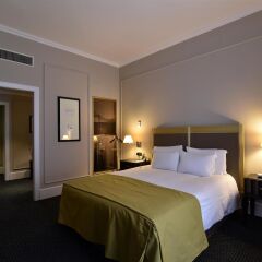 Grand Hotel Yerevan комната для гостей фото 8