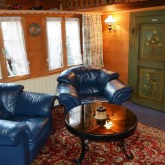 Отель Le Vieux Chalet - One Bedroom интерьер отеля
