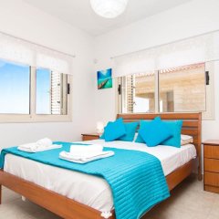 Отель Oceanview Luxury Villa 134 Кипр, Протарас - отзывы, цены и фото номеров - забронировать отель Oceanview Luxury Villa 134 онлайн комната для гостей фото 2