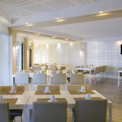 Отель Best Western Plus Santa Maria Франция, Л'Иль-Рус - отзывы, цены и фото номеров - забронировать отель Best Western Plus Santa Maria онлайн помещение для мероприятий
